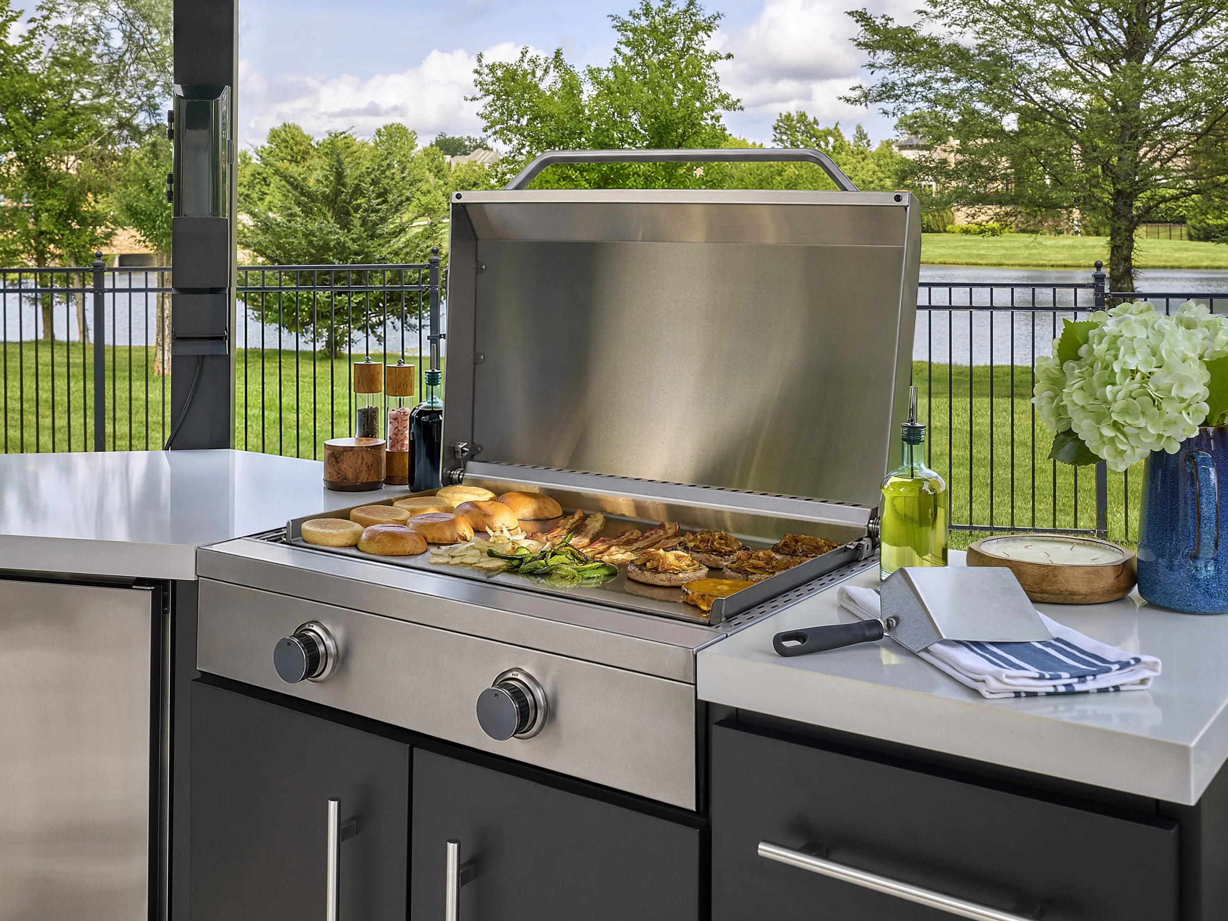 Edgemont Cove | Curved Outdoor Kitchen with Built-In Grill, Griddle & Pizza Oven - Image 10