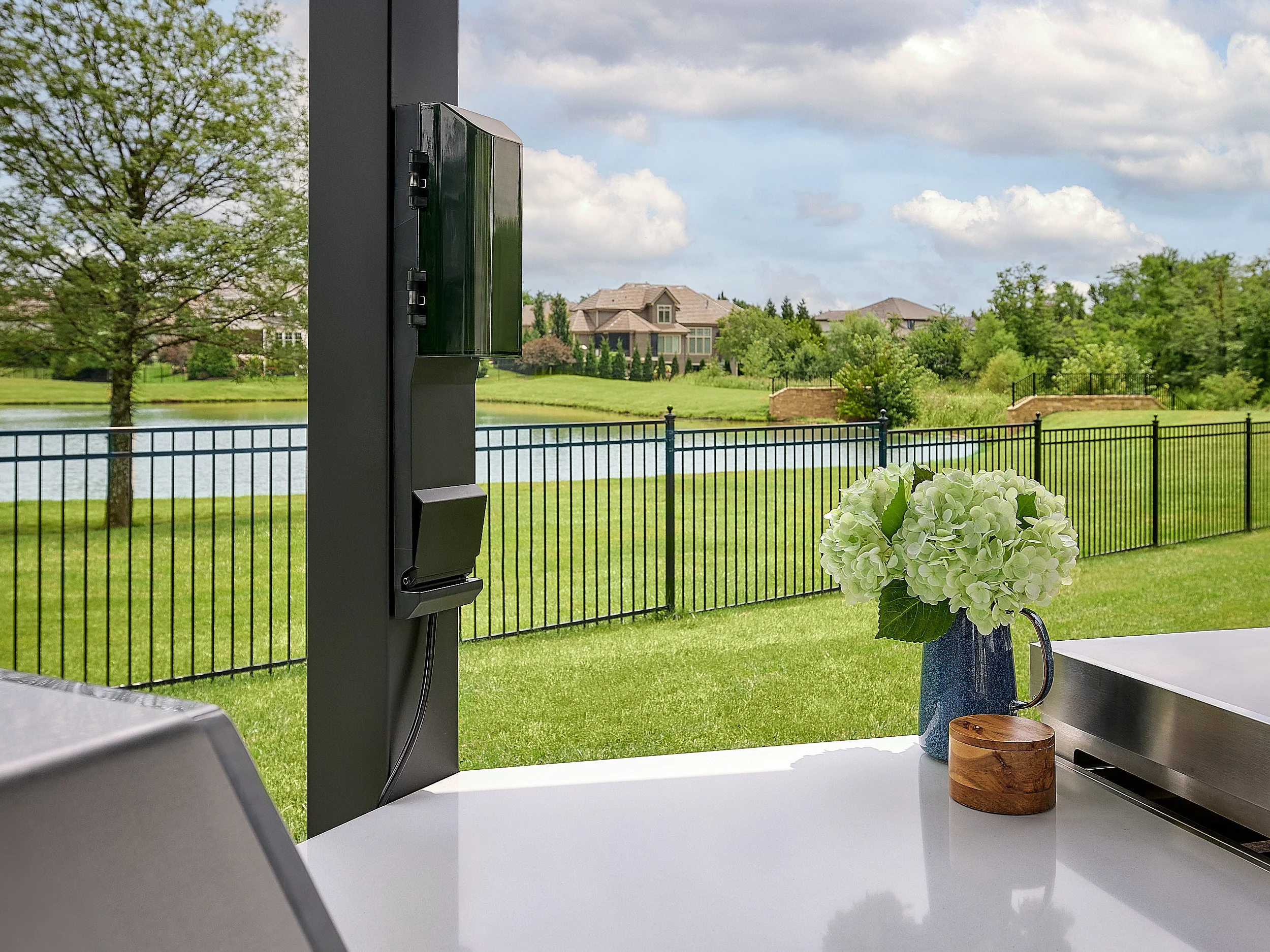 Edgemont Cove | Curved Outdoor Kitchen with Built-In Grill, Griddle & Pizza Oven - Image 24