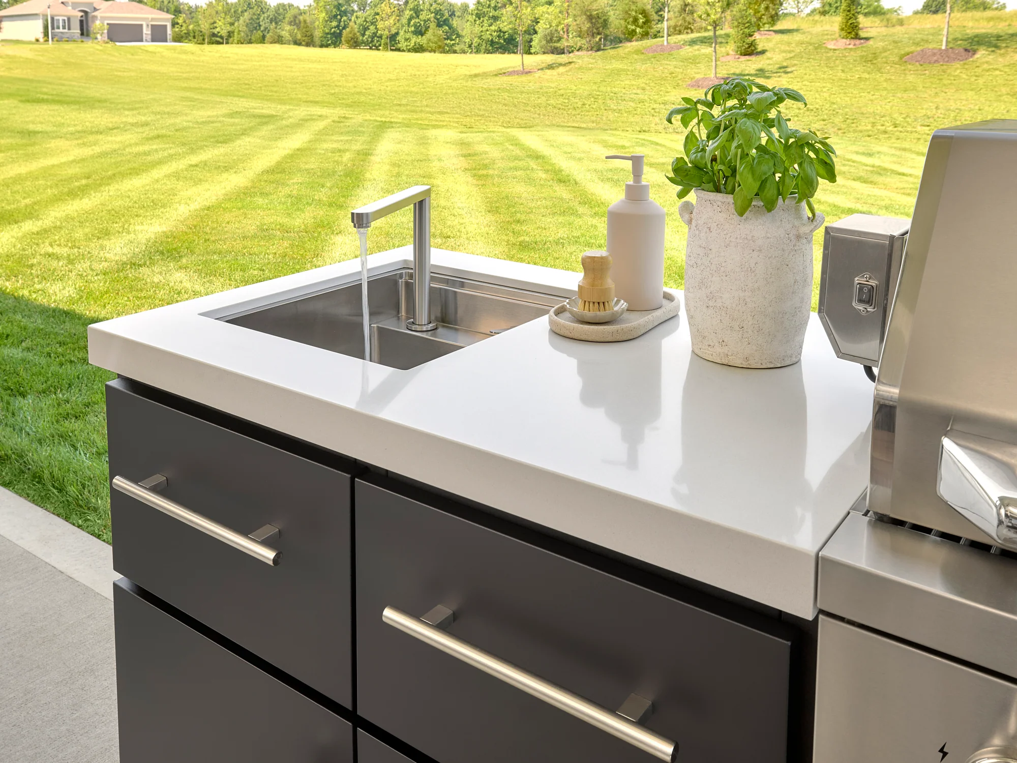 Emory | 9-Foot Outdoor Kitchen Island with Built-In Grill - Image 8
