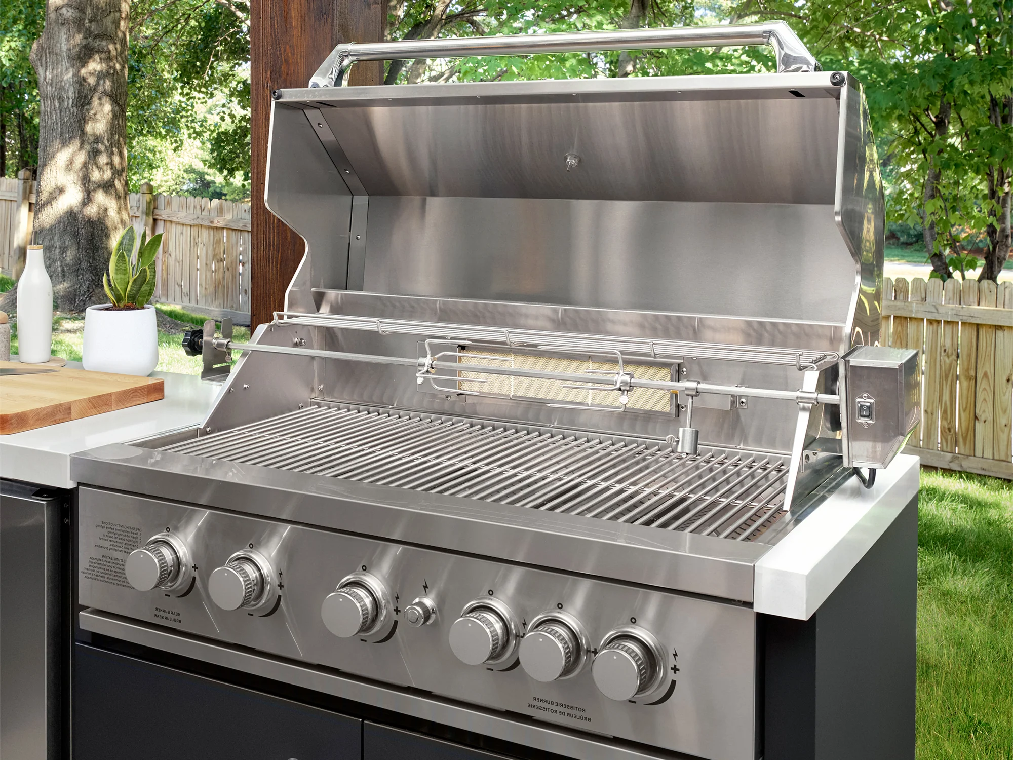 Emory | Corner Outdoor Kitchen Island with Bar Seating & Built-In Grill – Right - Image 3