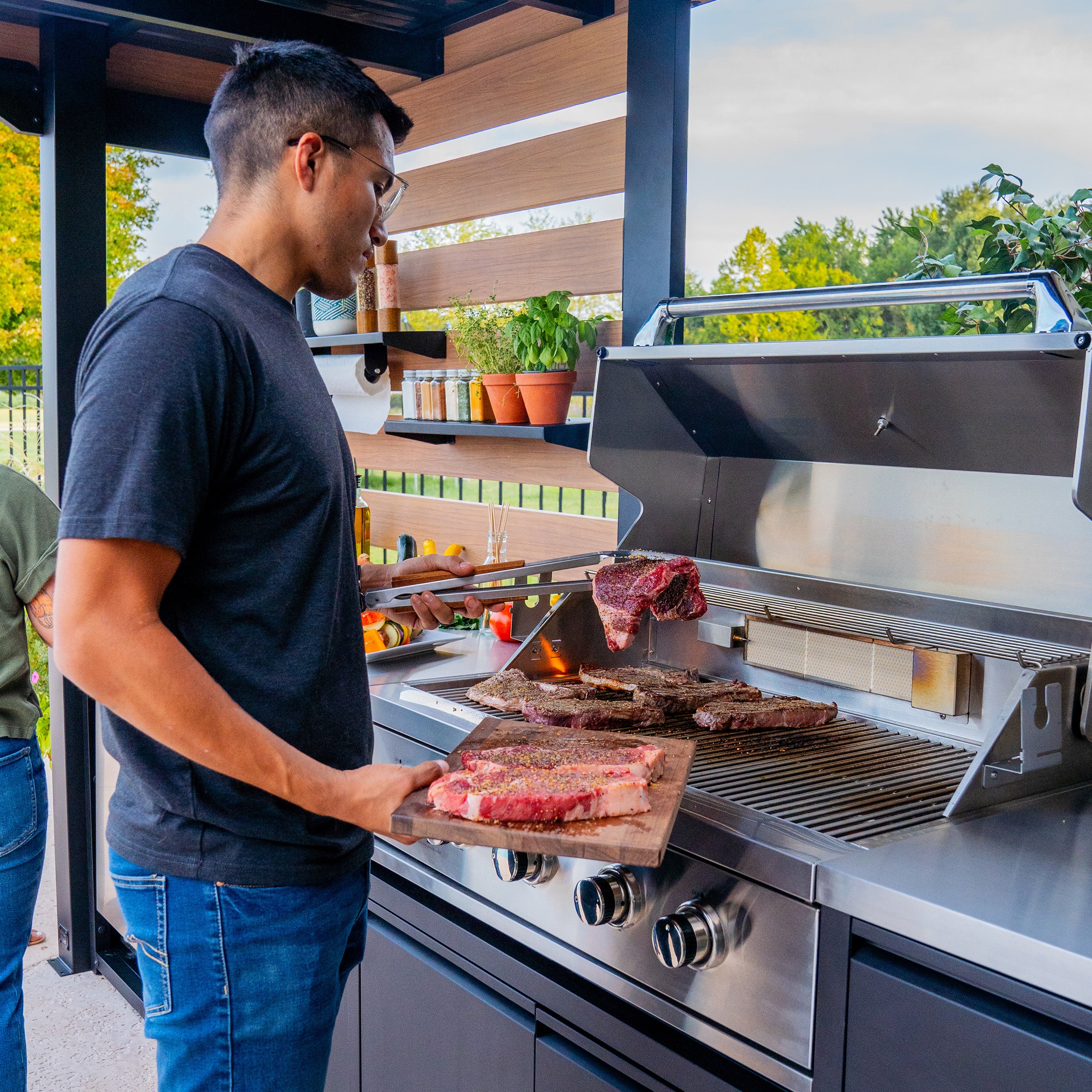 Fusion Flame Outdoor Kitchen - Image 22