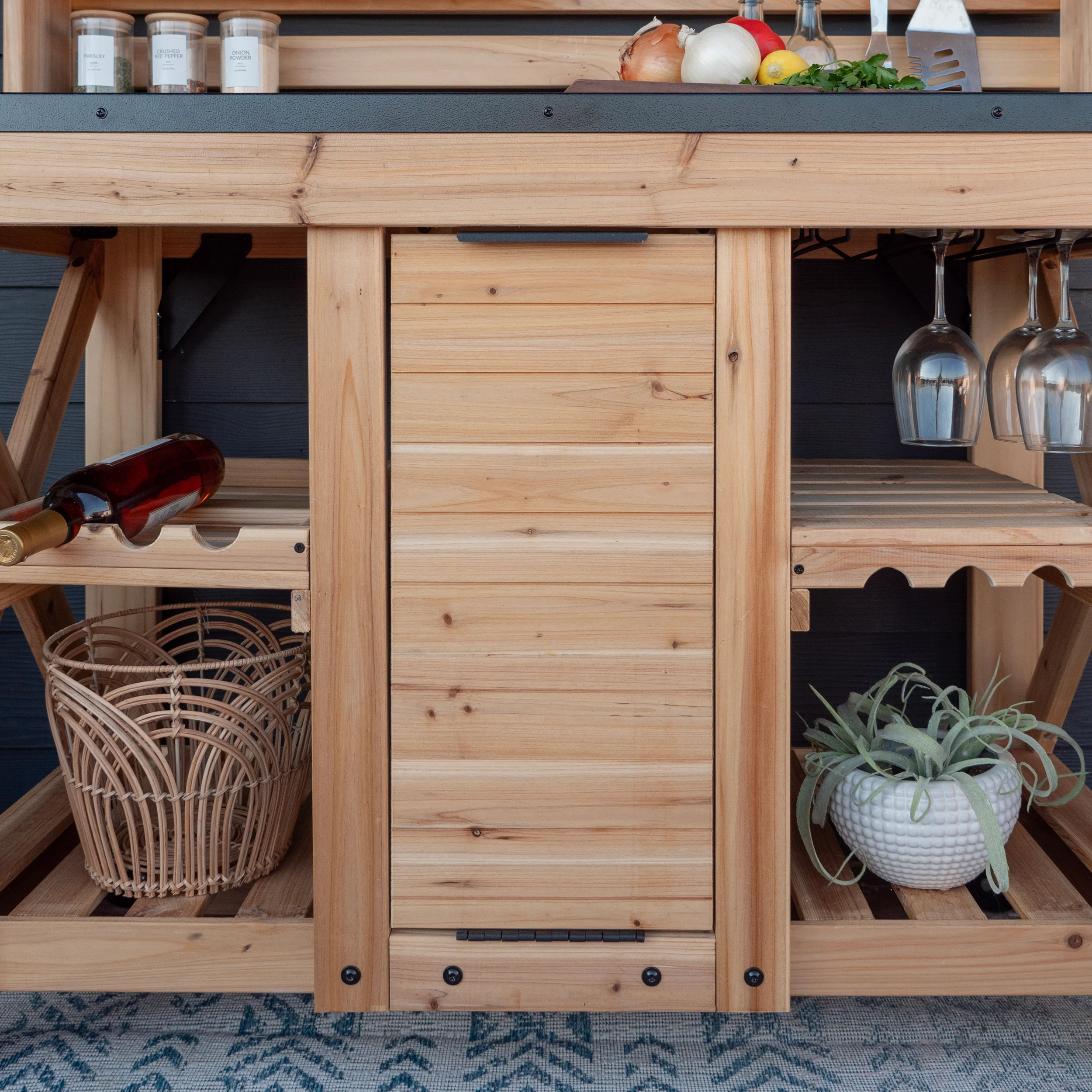 Hutch/Serving Station - Image 10