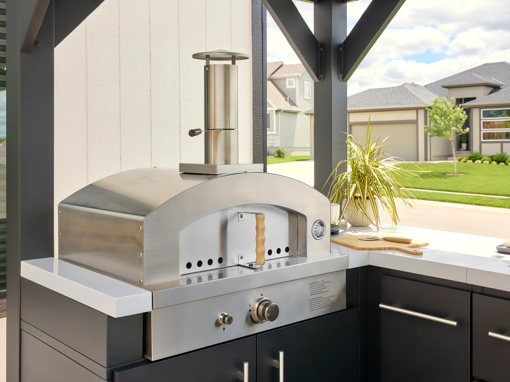 Lancaster | L-Shape Outdoor Kitchen with Built-In Grill & Pizza Oven - Image 5